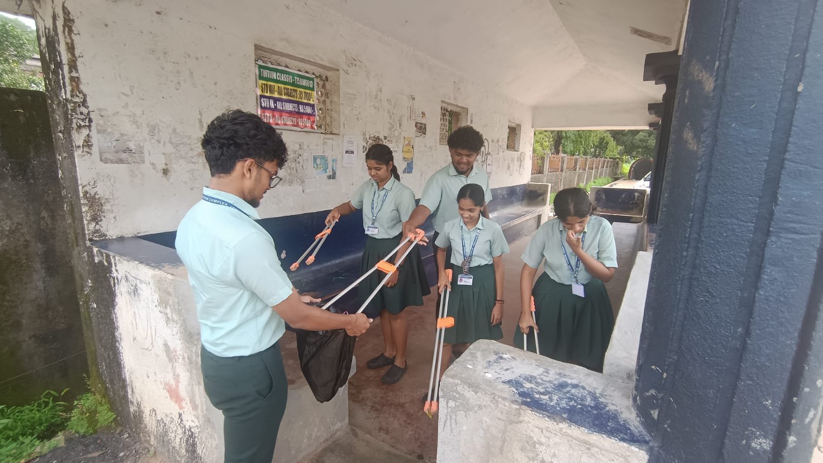 Fr Agnel M. Hr. Sec. School