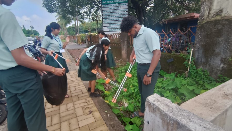 Fr Agnel M. Hr. Sec. School