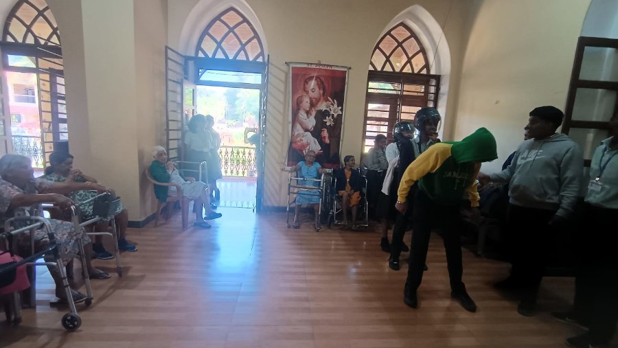 Fr Agnel M. Hr. Sec. School